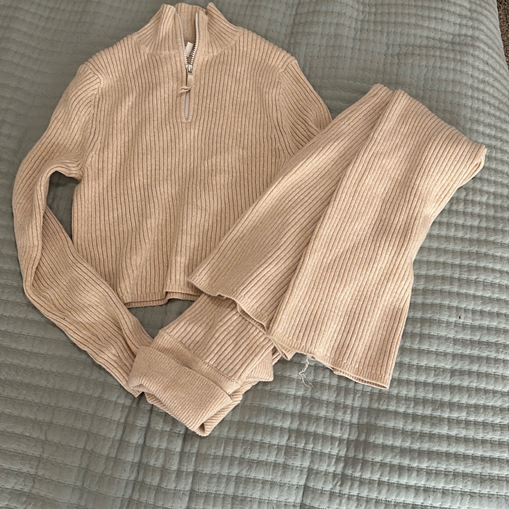 Aerie set